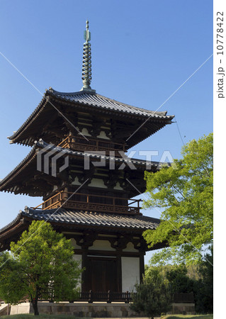法起寺の三重塔 10778422