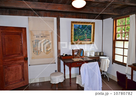 旧近藤医院　診察室 10780782