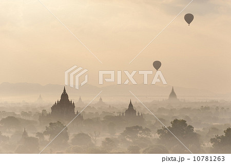 Silhouettes of balloons at Bagan Kingdom, Myanmar (Burma) 10781263