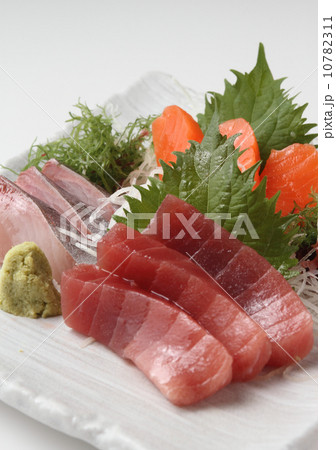 お刺身三点盛り 10782311