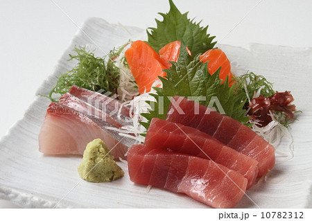 お刺身三点盛り 10782312