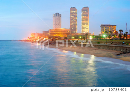 Colombo downtown 10783401