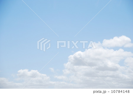 Enchanted clouds in the blue sky Enchanted clouds in the blue sky 10784148