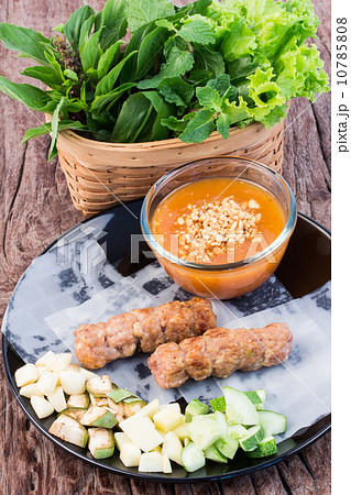 Vietnamese Summer Roll Vietnamese Summer Roll 10785808