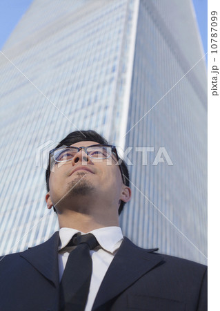 10787099