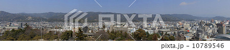 高知城天守閣より望む高知市街北部(薊野、秦泉寺、万々方面) 高知城天守閣より望む高知市街北部(薊野、秦泉寺、万々方面) 10789546
