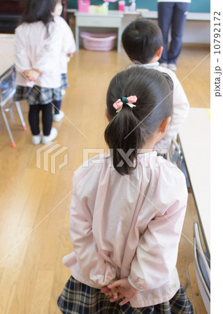幼稚園 幼稚園 10792172