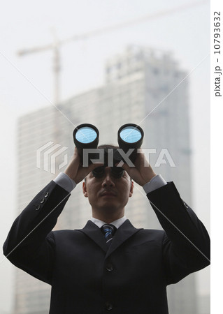 10793632