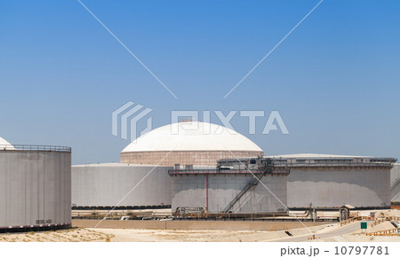 Group of big oil tanks. Ras Tanura terminal, Saudi Arabia 10797781