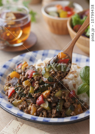 夏野菜ドライカレー 10799438