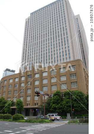 文部科学省 10807876