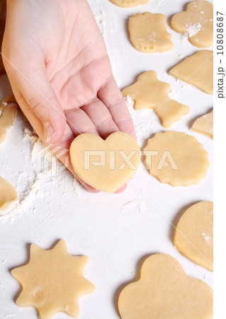 Baking cookies for Christmas. Baking cookies for Christmas. 10808687