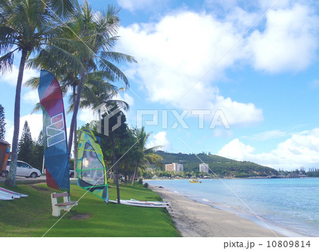 ここから青い海に繰り出そう 10809814