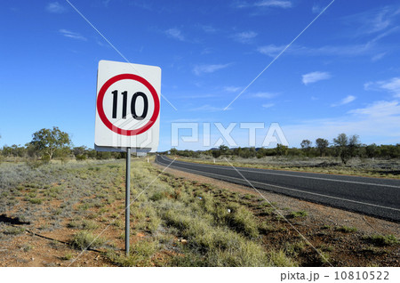 91113　アリススプリングス　ララピンタドライブ 10810522