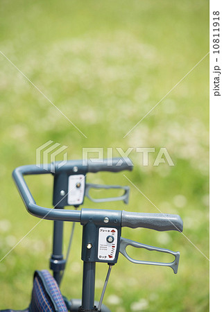 新緑介護イメージ 10811918