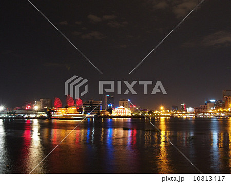 ベトナム ホーチミン市 夜景 ベトナム ホーチミン市 夜景 10813417