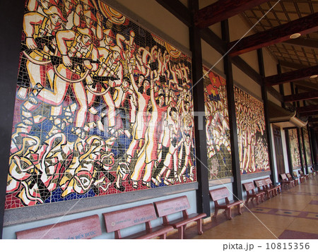 ベトナム　クチ市　ベンユオック寺　壁画 10815356