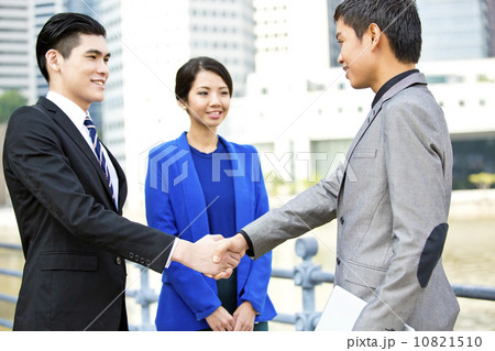 Business meeting handshake success deal close up Business meeting handshake success deal close up 10821510