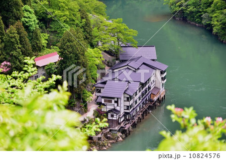 春の大牧温泉 10824576