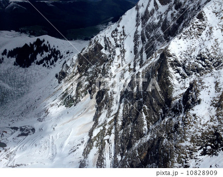 アルプス山脈（スイス）Säntis（サンティ、サンティス）欧州、ヨーロッパの観光地 10828909