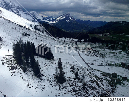 アルプス山脈（スイス）Säntis（サンティ、サンティス）欧州、ヨーロッパの観光地 10828915