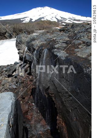 富士山幻の滝 10829615