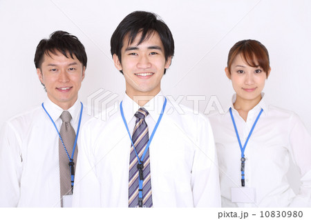 3人のビジネスチーム 10830980