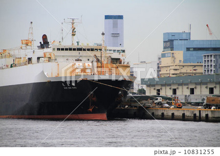 ふ頭の貨物船 ふ頭の貨物船 10831255