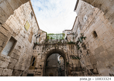 クロアチア 世界遺産 スプリット ディオクレティアヌス宮殿 クロアチア 世界遺産 スプリット ディオクレティアヌス宮殿 10833324