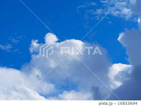sky and clouds 10833694