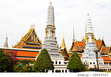 Grand Palace, the major tourism attraction in Bangkok, Thailand. Grand Palace, the major tourism attraction in Bangkok, Thailand. 10834587