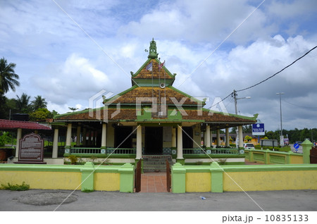 Kampung Ayer Barok Mosque in Malacca 10835133