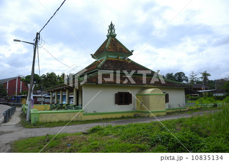 Kampung Ayer Barok Mosque in Malacca Kampung Ayer Barok Mosque in Malacca 10835134