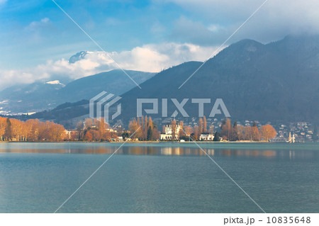 Annecy Lake at winter 10835648