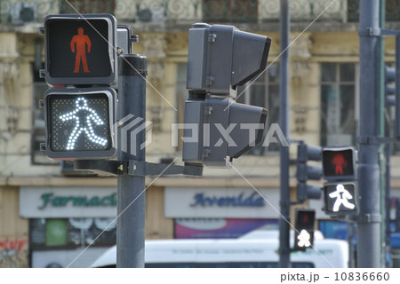 Semaphore traffic light 10836660
