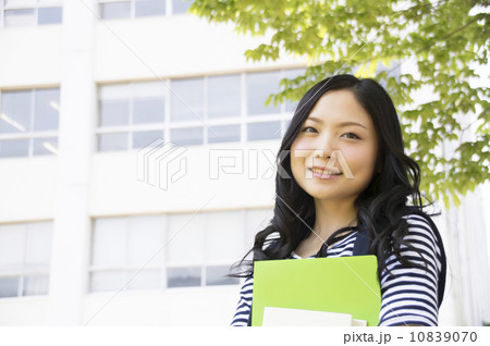大学生 10839070