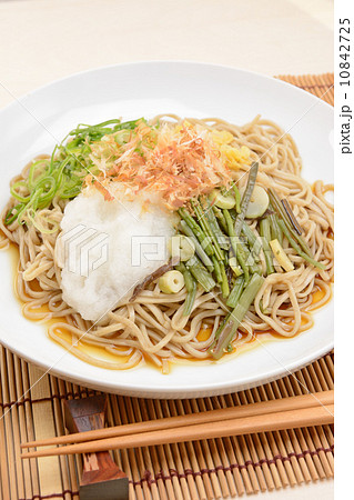 おいしい山菜おろし蕎麦 おいしい山菜おろし蕎麦 10842725
