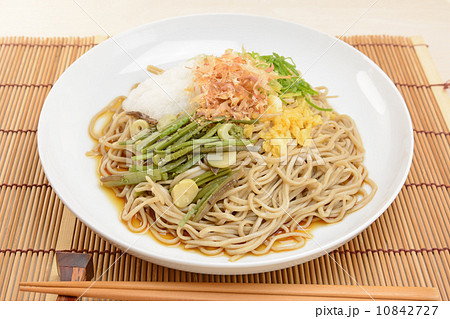 おいしい山菜おろし蕎麦 おいしい山菜おろし蕎麦 10842727