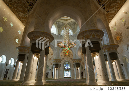 Abu Dhabi Sheikh Zayed White Mosque in UAE Abu Dhabi Sheikh Zayed White Mosque in UAE 10843583