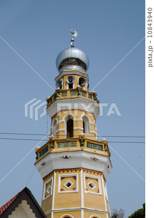 Minaret of Al-Abrar Mosque in Malacca Minaret of Al-Abrar Mosque in Malacca 10843940