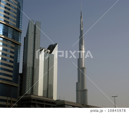 Burj Khalifa (Khalifa tower) Burj Khalifa (Khalifa tower) 10843978