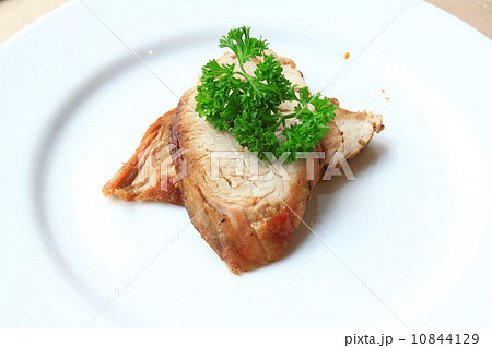 Grilled chicken 10844129