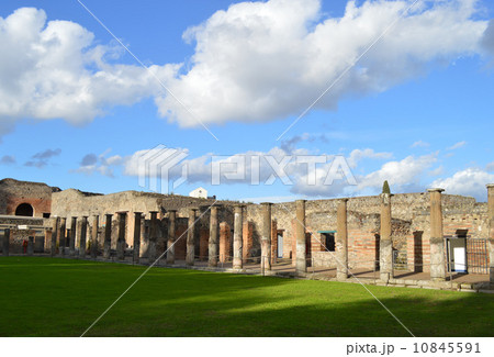 ポンペイ遺跡 10845591