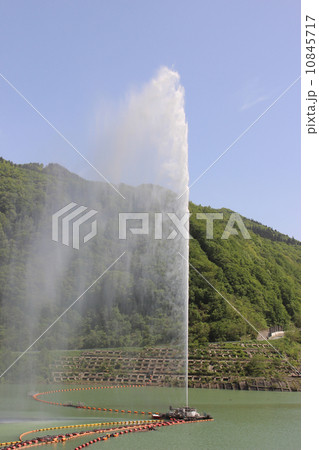 月山湖大噴水 月山湖大噴水 10845717