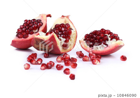 Broken pomegranate part. 10846090