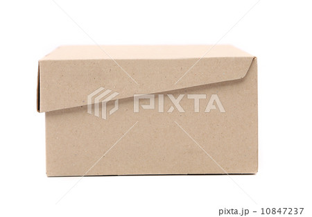 Closed shipping cardboard box isolated 10847237