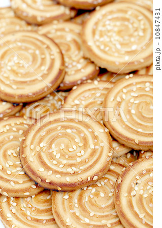 Round cookies with sesame seeds. Round cookies with sesame seeds. 10847431
