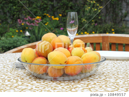 Apricots in a bowl on the table. Apricots in a bowl on the table. 10849557