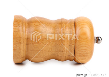 Wooden pepper or salt pot. Wooden pepper or salt pot. 10850372