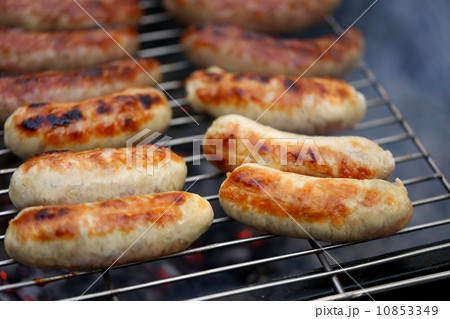 Nicely grilled sausages Nicely grilled sausages 10853349